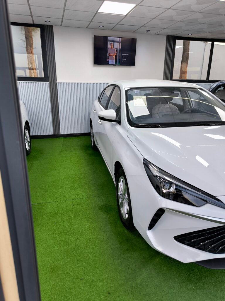 ROEWE I5 - GRIS