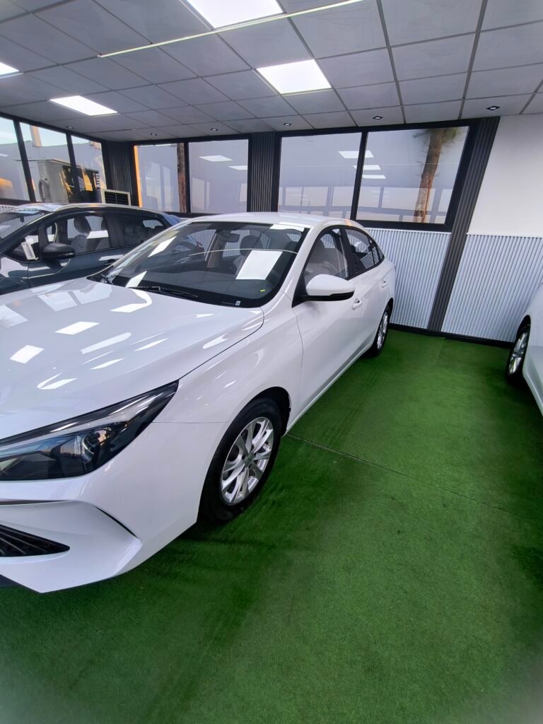 ROEWE I5 - GRIS