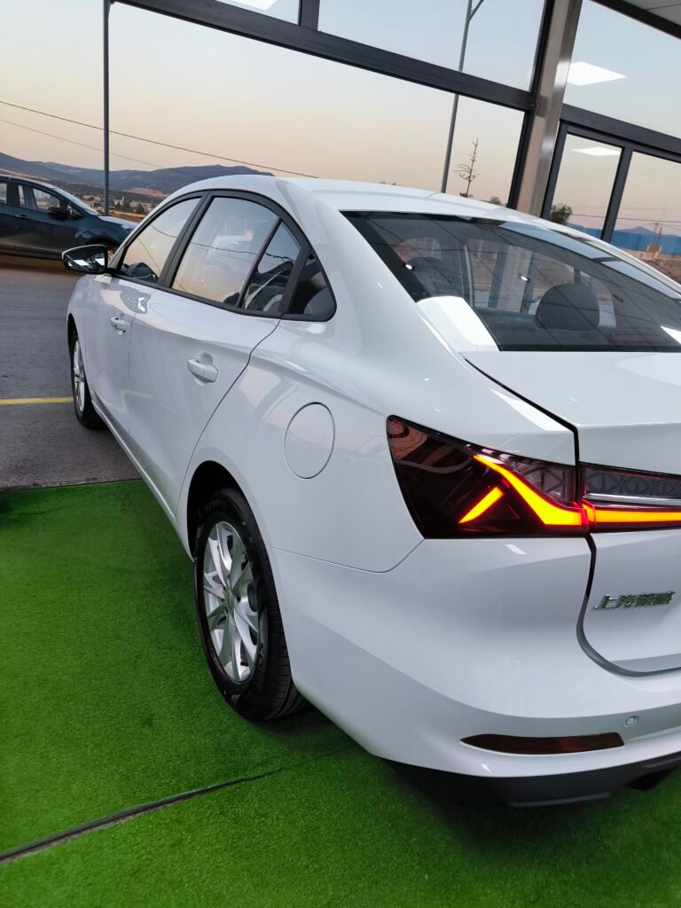 ROEWE I5 - GRIS